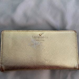 Free with Bundle Kate Spade Wallet